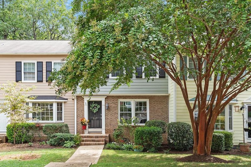 117 Bay Dr, Cary, NC 27511