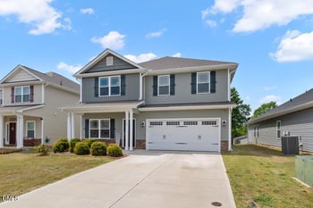 117 Boomer St, Benson, NC 27504