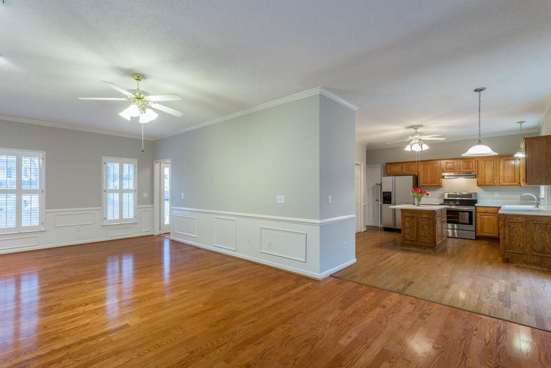 117 Brass Ring Ct, Cary, NC 27513