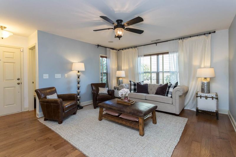 117 Bright Sand Ct, Cary, NC 27519