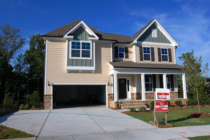 117 Cahors Trl, Holly Springs, NC 27540