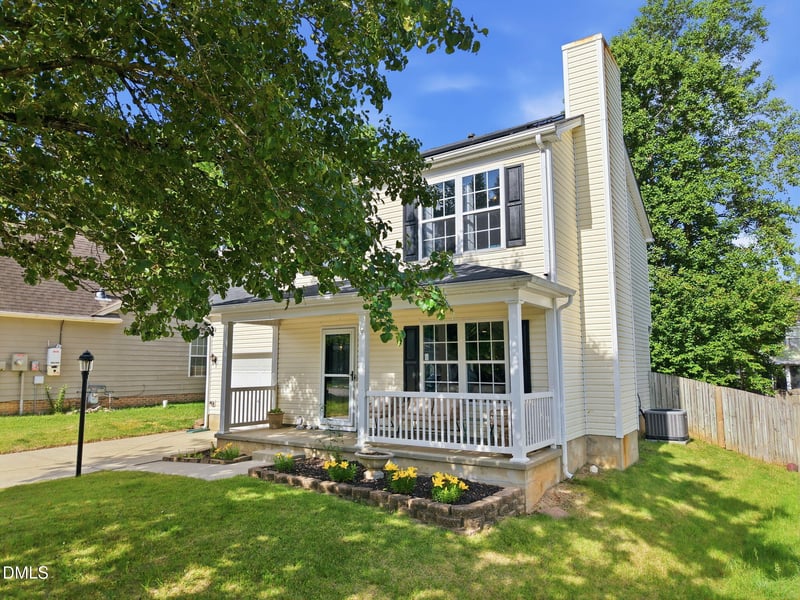 117 Crabwall Ct, Holly Springs, NC 27540