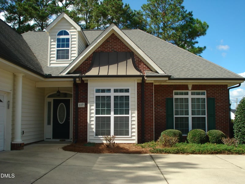 117 Crescent Dr, Dunn, NC 28334