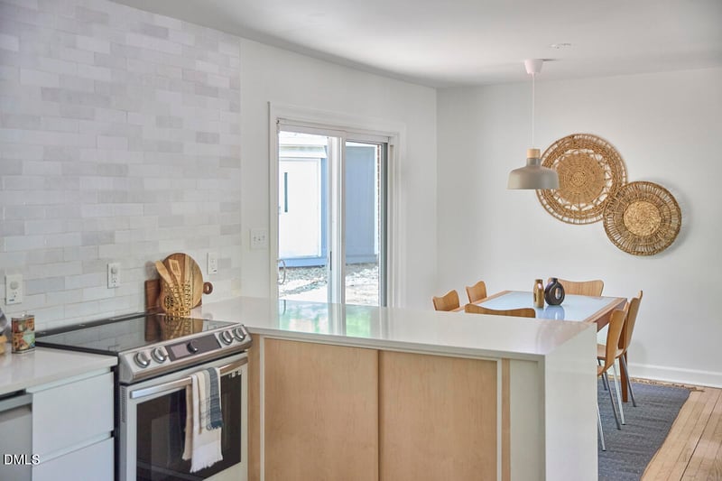 117 Dixie Dr, Chapel Hill, NC 27514