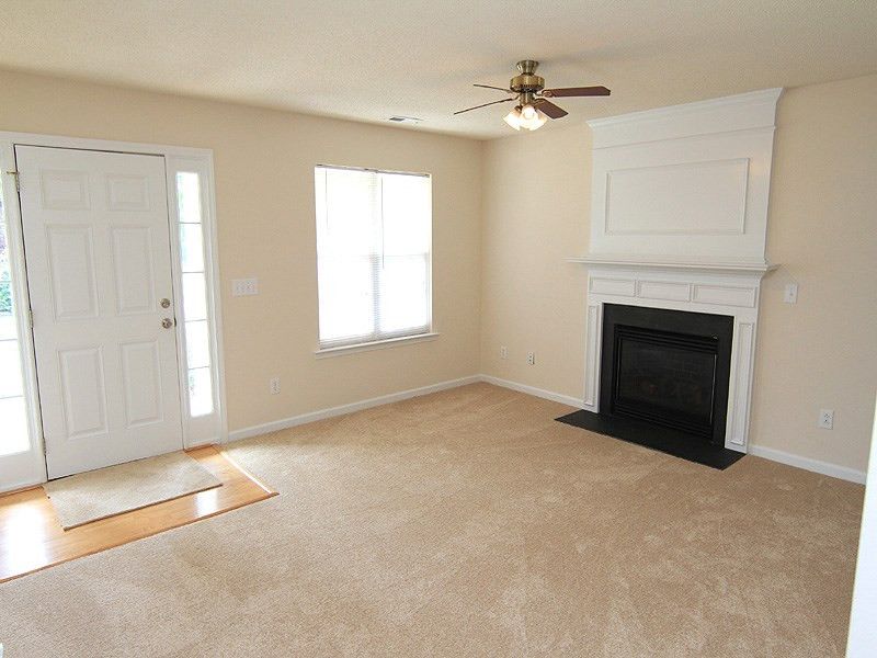 117 Downing Bluff Dr, Morrisville, NC 27560