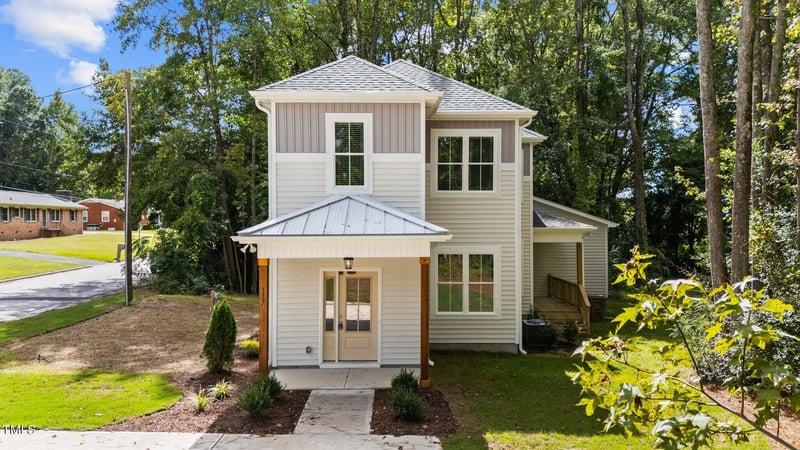 117 E Hamby St, Clayton, NC 27520