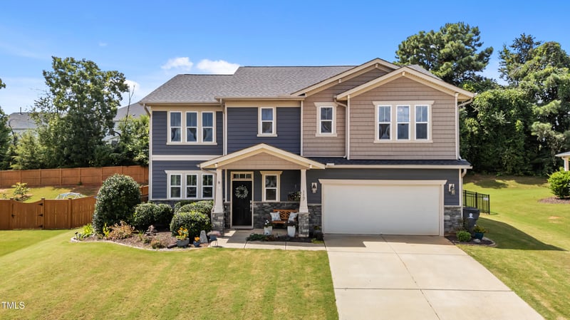 117 Eno Dr, Holly Springs, NC 27540