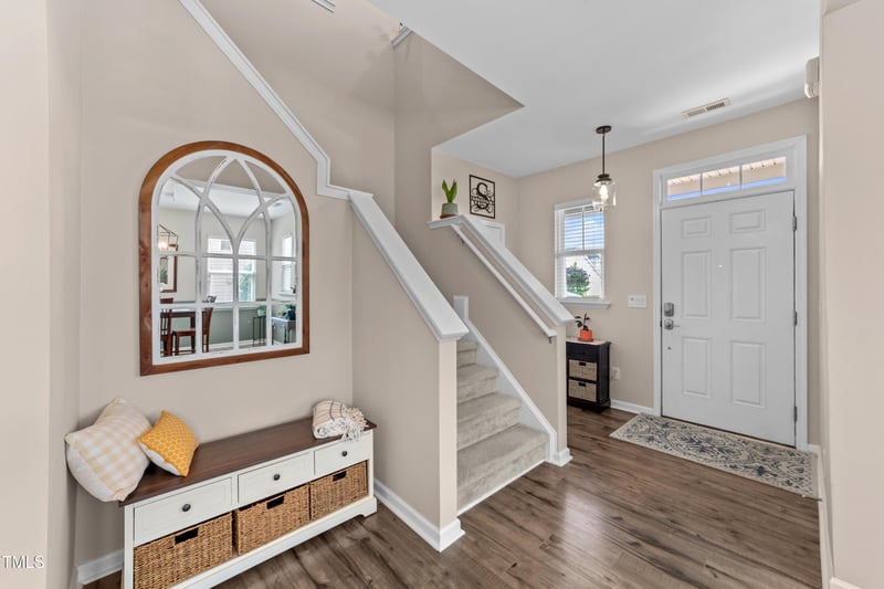 117 Eno Dr, Holly Springs, NC 27540