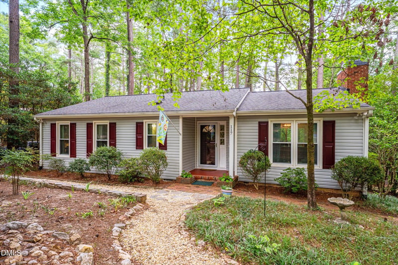 117 Flora Mcdonald Ln, Cary, NC 27511