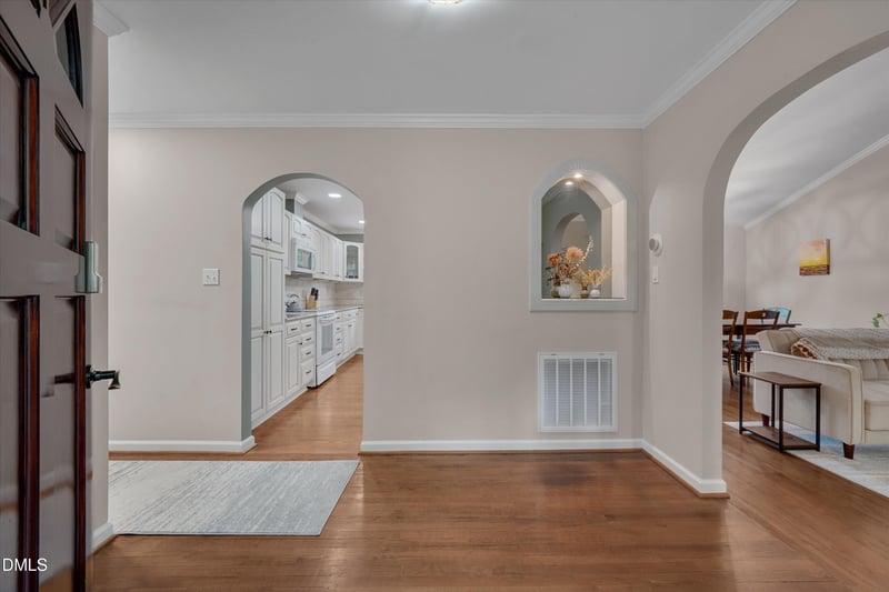 117 Flora Mcdonald Ln, Cary, NC 27511