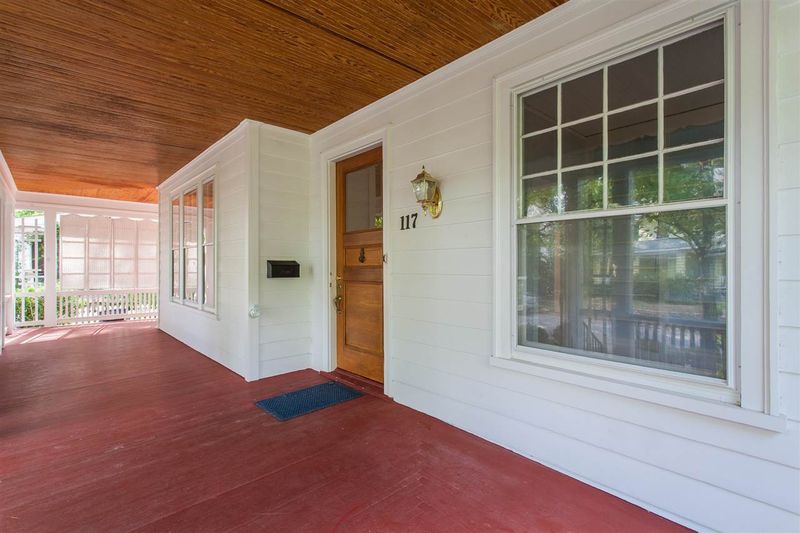 117 Forest Rd, Raleigh, NC 27605
