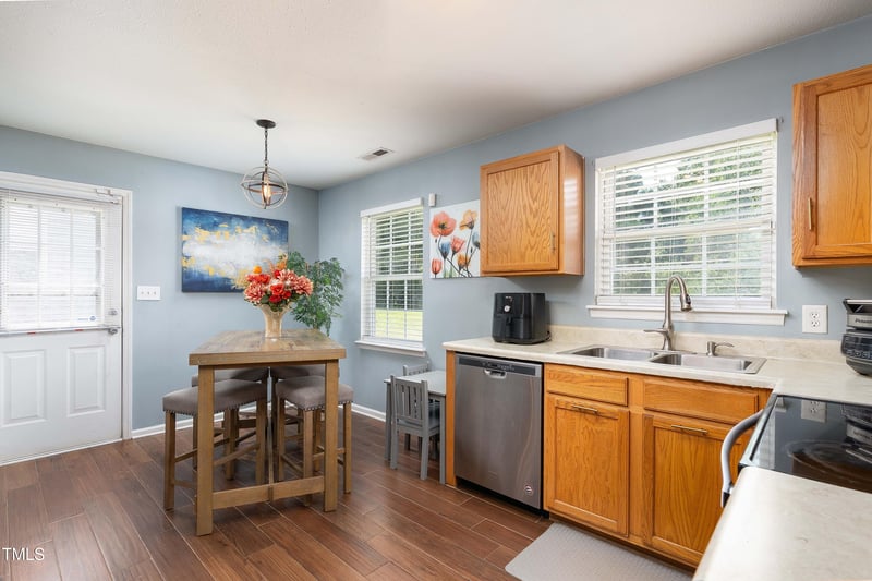 117 Gladstone Dr, Durham, NC 27703
