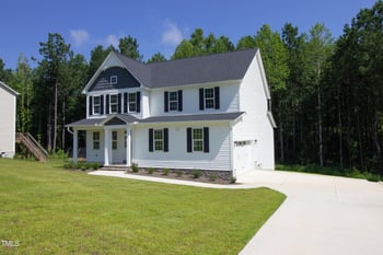 117 Godwin Ct, Sanford, NC 27330