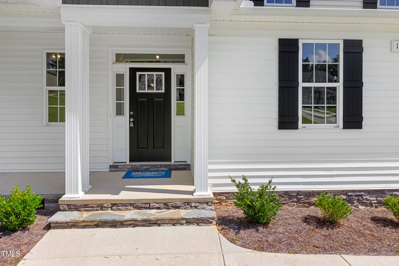 117 Godwin Ct, Sanford, NC 27330