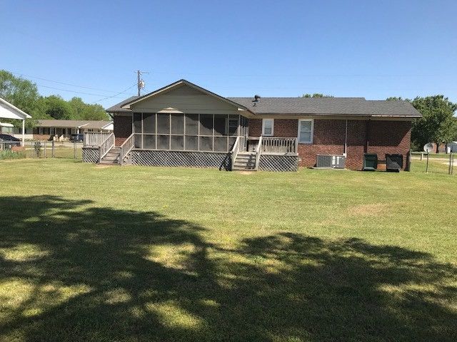 117 Godwin Dr, Erwin, NC 28339