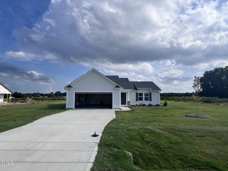 117 Grace Ridge Ct, Benson, NC 27504