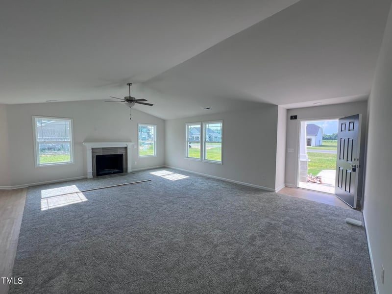 117 Grace Ridge Ct, Benson, NC 27504