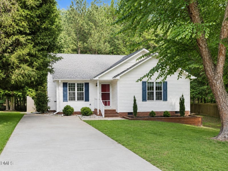 117 Gracie Ln, Clayton, NC 27520