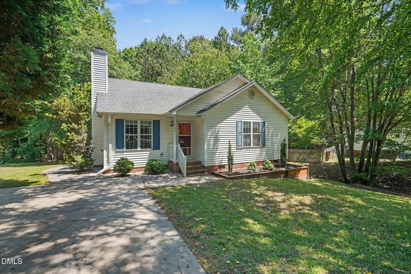 117 Gracie Ln, Clayton, NC 27520