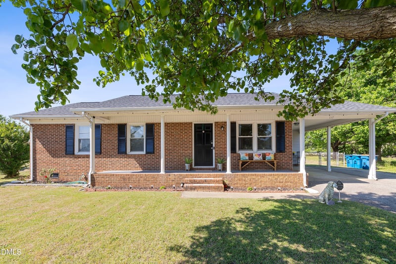117 Holly Ave, Dunn, NC 28334