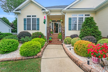 117 Holly Bay Ln, Holly Springs, NC 27540