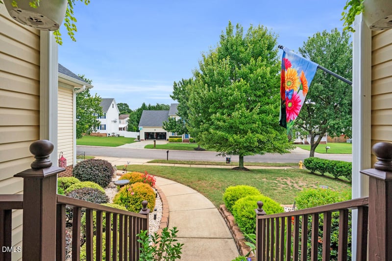 117 Holly Bay Ln, Holly Springs, NC 27540