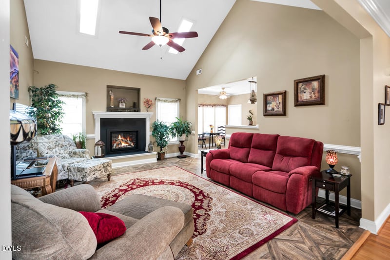 117 Holly Bay Ln, Holly Springs, NC 27540