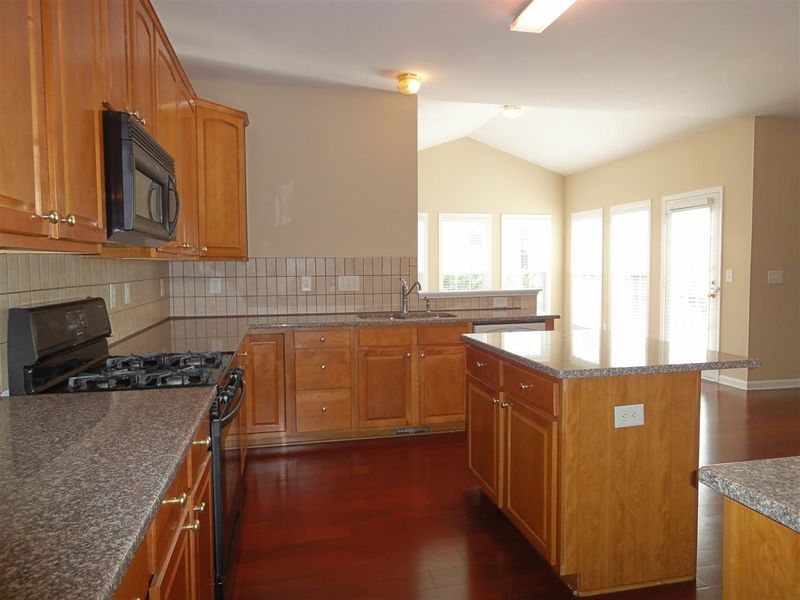 117 Kellerhis Dr, Apex, NC 27502