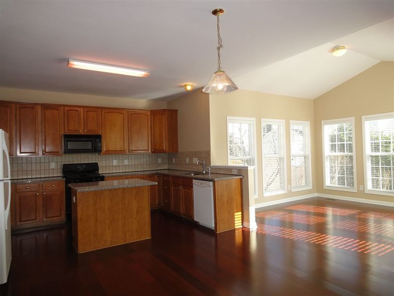 117 Kellerhis Dr, Apex, NC 27502