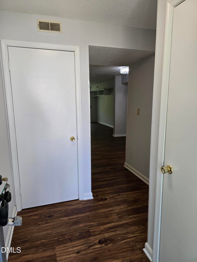 117 Kingsbury Dr, Chapel Hill, NC 27514