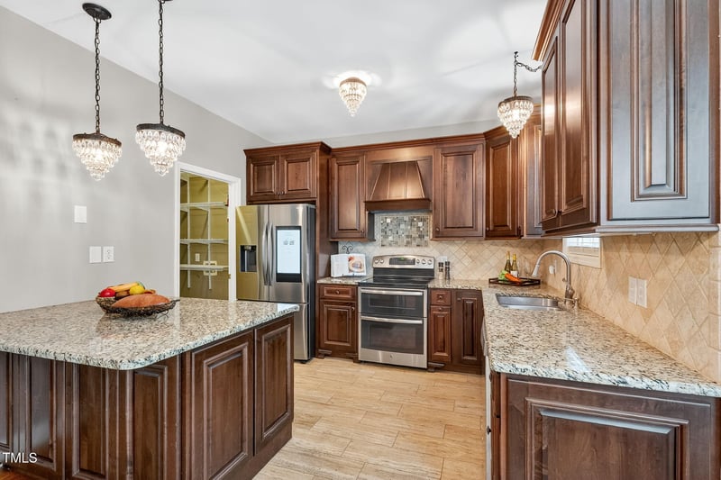 117 Leach Dr, Garner, NC 27529