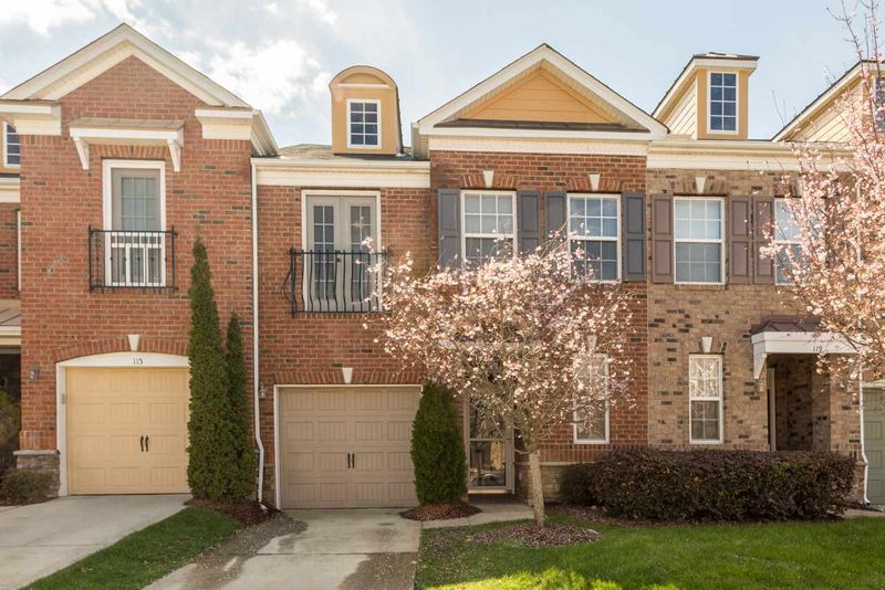 117 Longchamp Ln, Cary, NC 27519