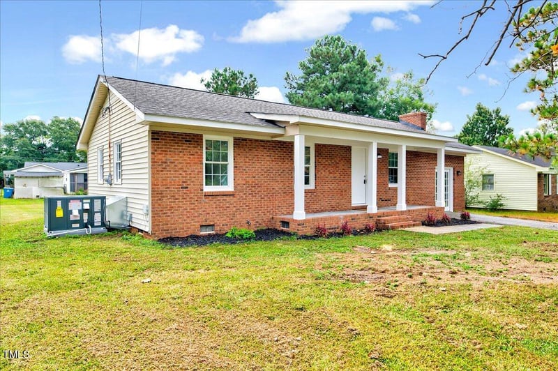 117 Mars Dr, Dunn, NC 28334