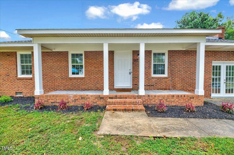 117 Mars Dr, Dunn, NC 28334