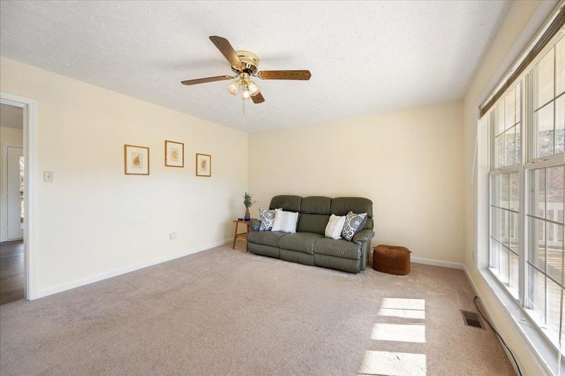 117 Mayfield Pl, Youngsville, NC 27596