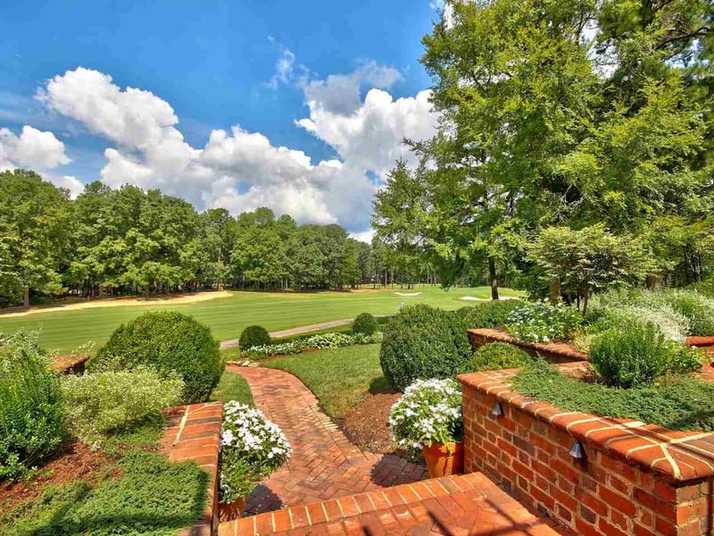 117 New Castle Dr, Chapel Hill, NC 27517