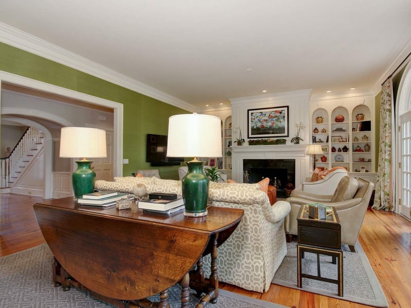 117 New Castle Dr, Chapel Hill, NC 27517