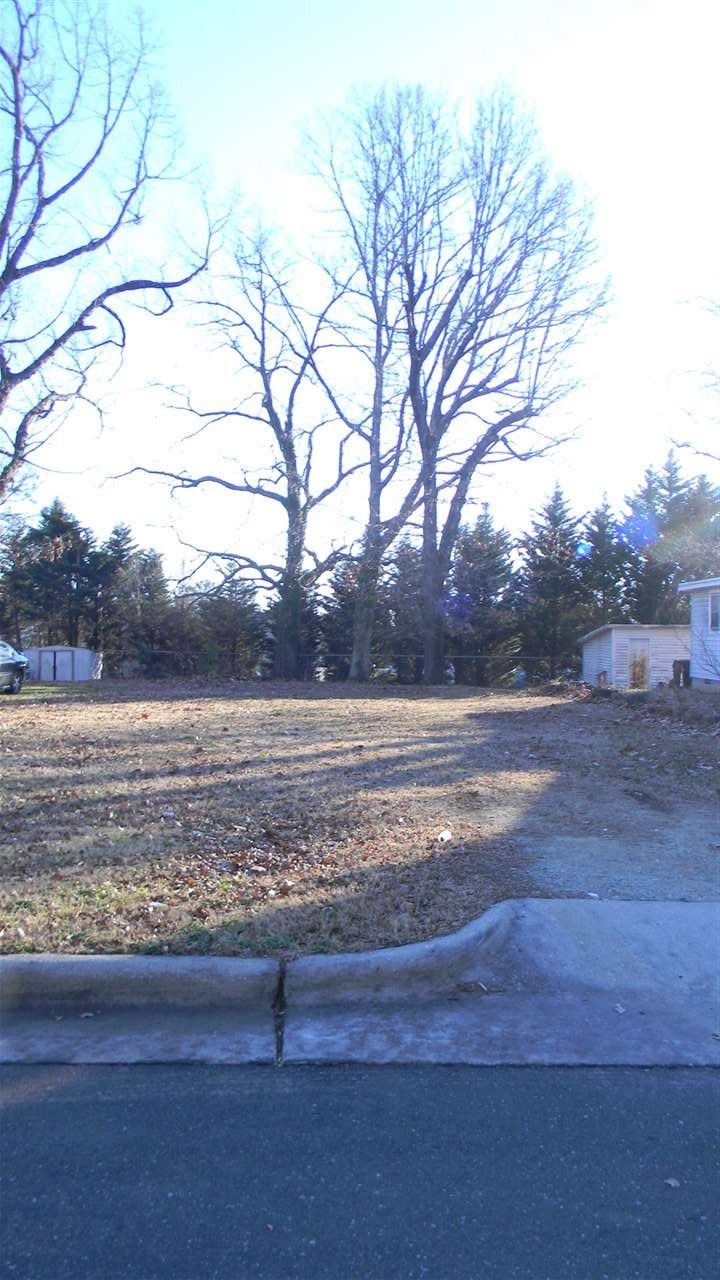 117 Nichols Ave, Roxboro, NC 27573