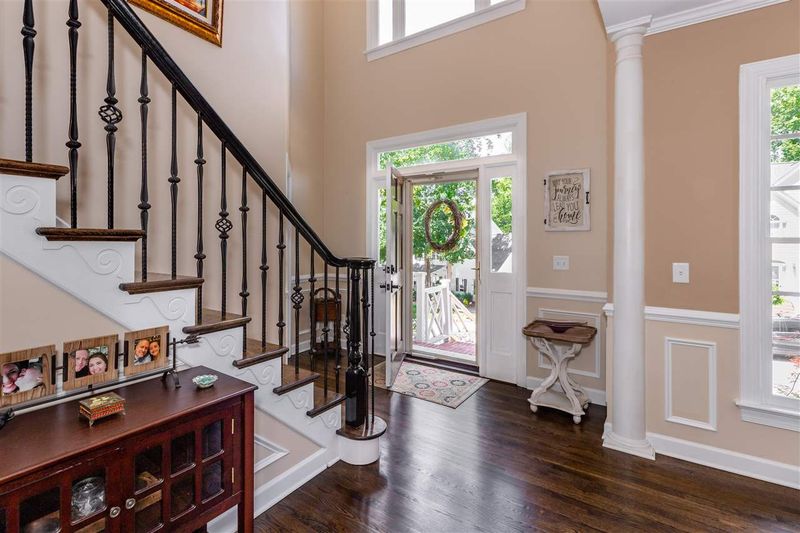 117 Parkcrest Dr, Cary, NC 27519
