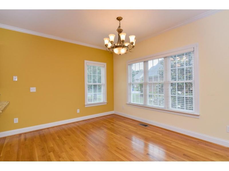 117 Peppertree Dr, Mebane, NC 27302