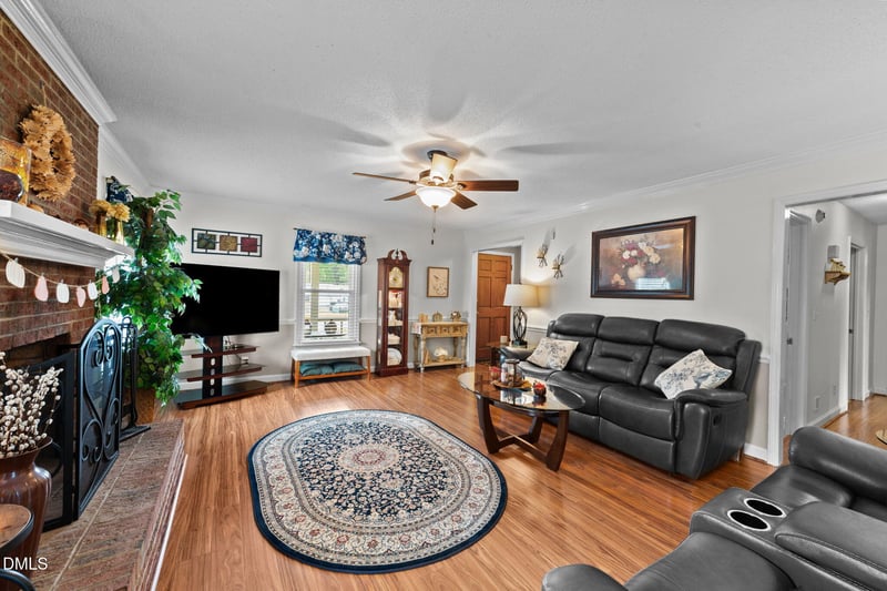 117 Poplar Dr, Clayton, NC 27520