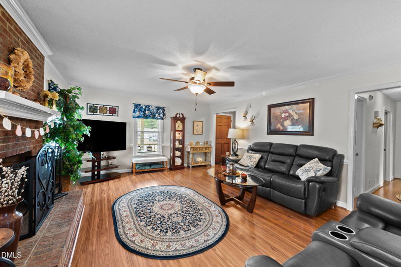 117 Poplar Dr, Clayton, NC 27520