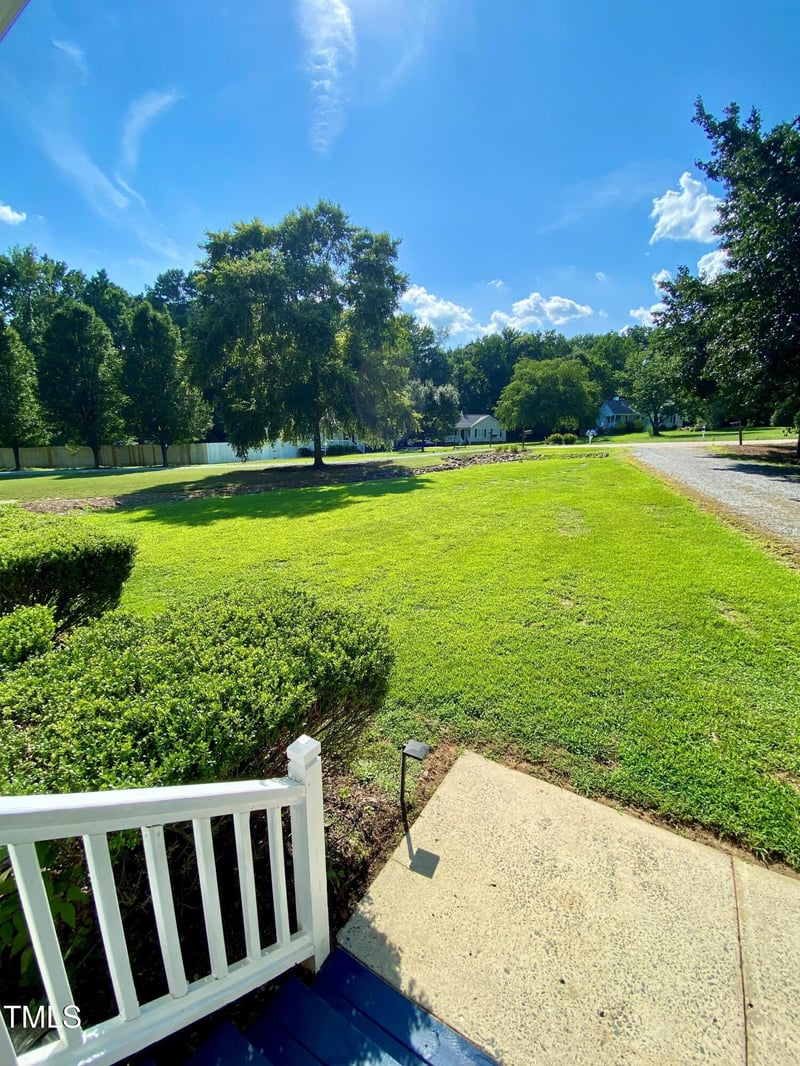 117 Primrose Ln, Clayton, NC 27520