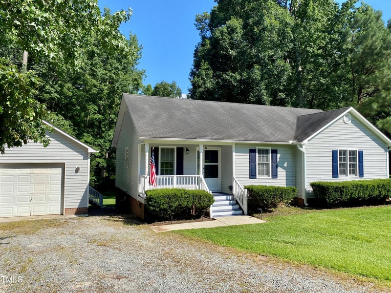 117 Primrose Ln, Clayton, NC 27520