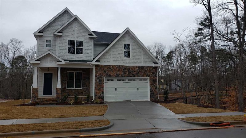 117 Putney Dr, Cary, NC 27518