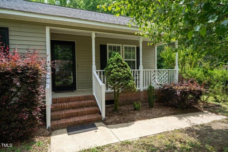 117 Rack Ct, Willow Springs, NC 27592