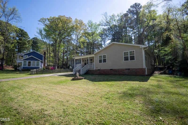 117 Red Bud Ct, Cary, NC 27513