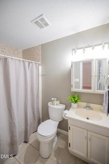 117 Red Bud Ct, Cary, NC 27513