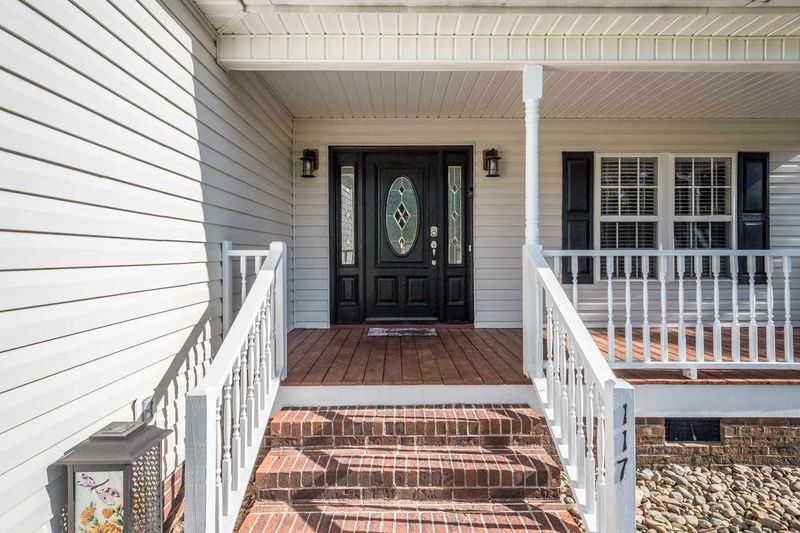 117 Redbud Dr, Clayton, NC 27520