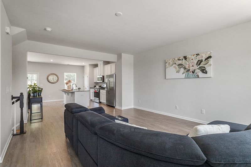 117 Ridgeline Ct, Durham, NC 27703